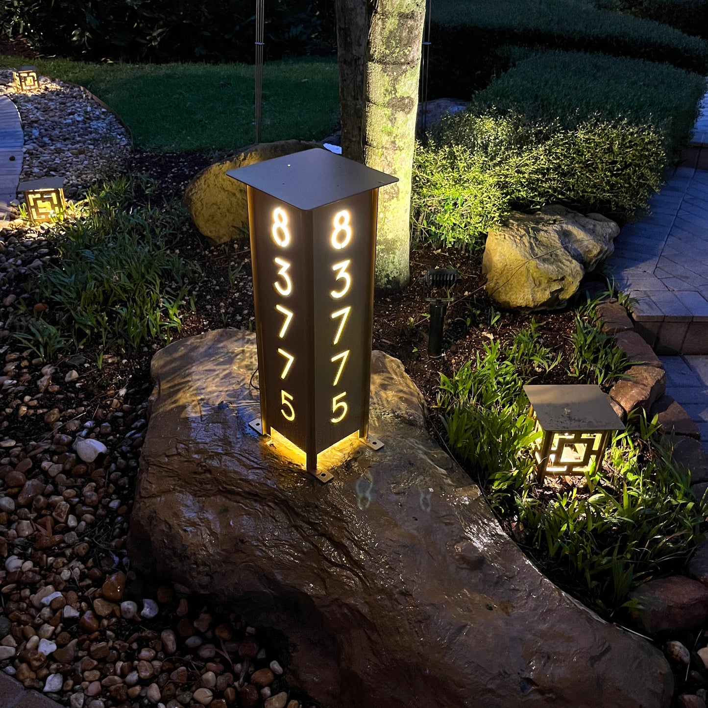 ADDRESS MARKER Landscape Light - Garden Light at night