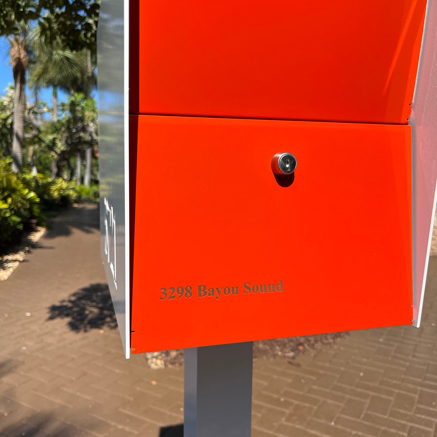 NEW! The UpTown Box Locking Package Dropbox in ARCTIC WHITE - Modern Mailbox