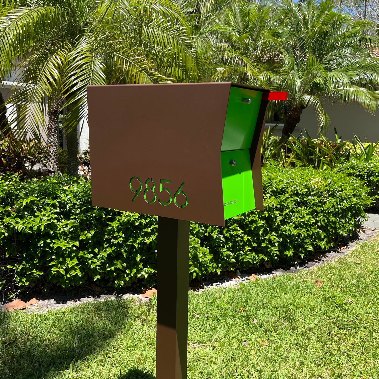 NEW! The Retrobox Locking Package Dropbox in COCONUT - Modern Mailbox