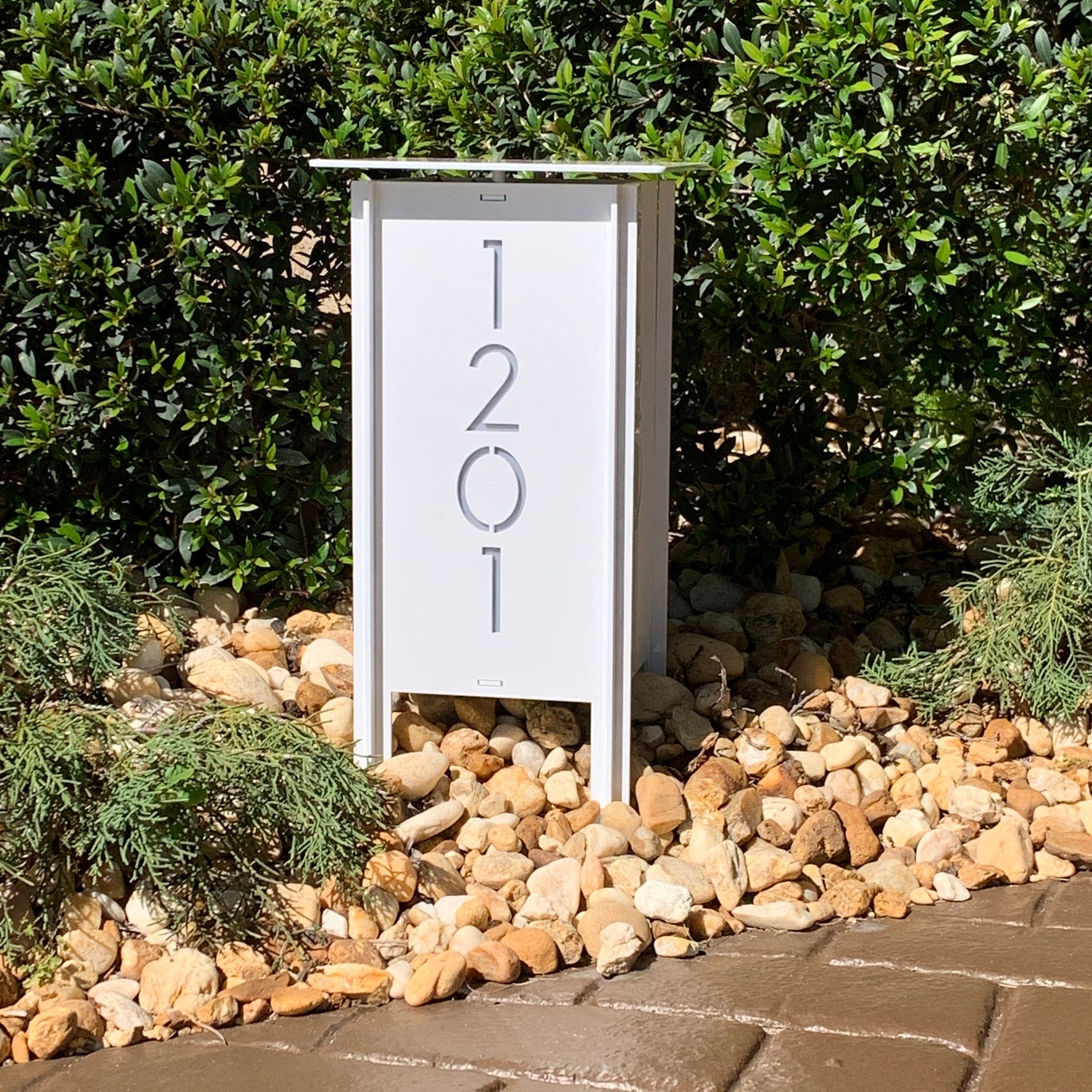 ADDRESS MARKER Landscape Light - Garden Light backyard