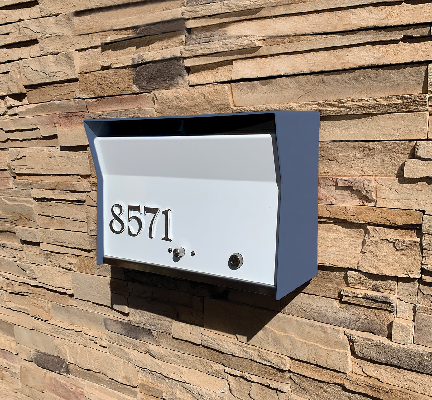 RetroBox Locking Wall Mount Mailbox in DESIGNER Grey