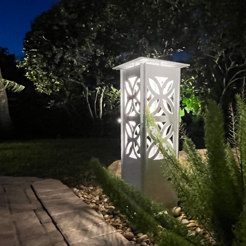 NEW!!!    RadiantLight 27" tall  Landscape Light - Garden Light