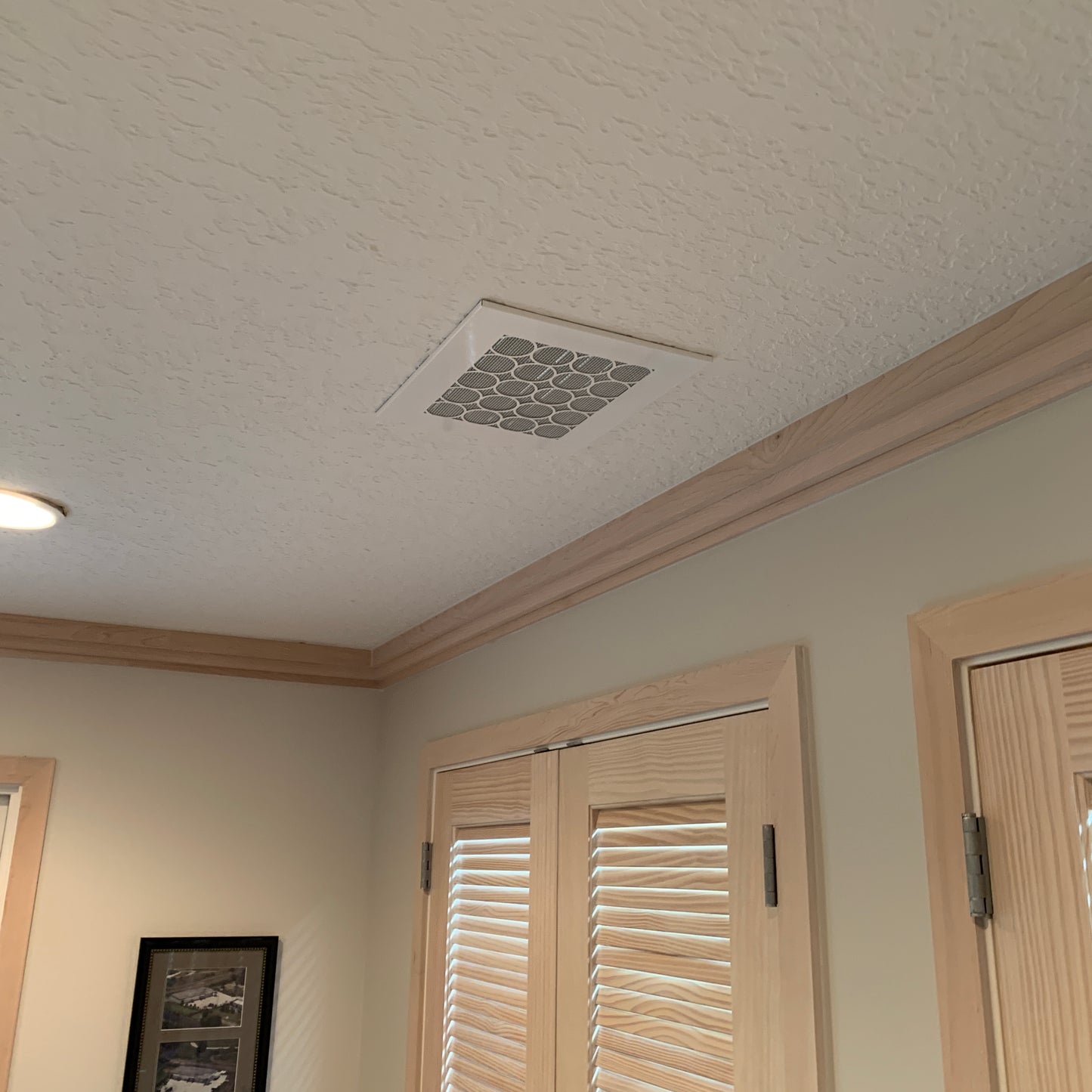Vent Cover  The CleanVent Modern Pattern AC Ceiling Vent
