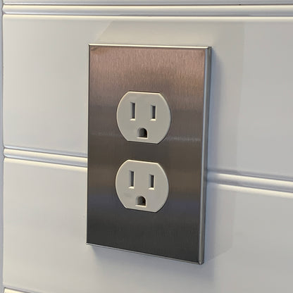 CleanPlate Classic Wall Plate in StainlessSteel | Electrical Outlet