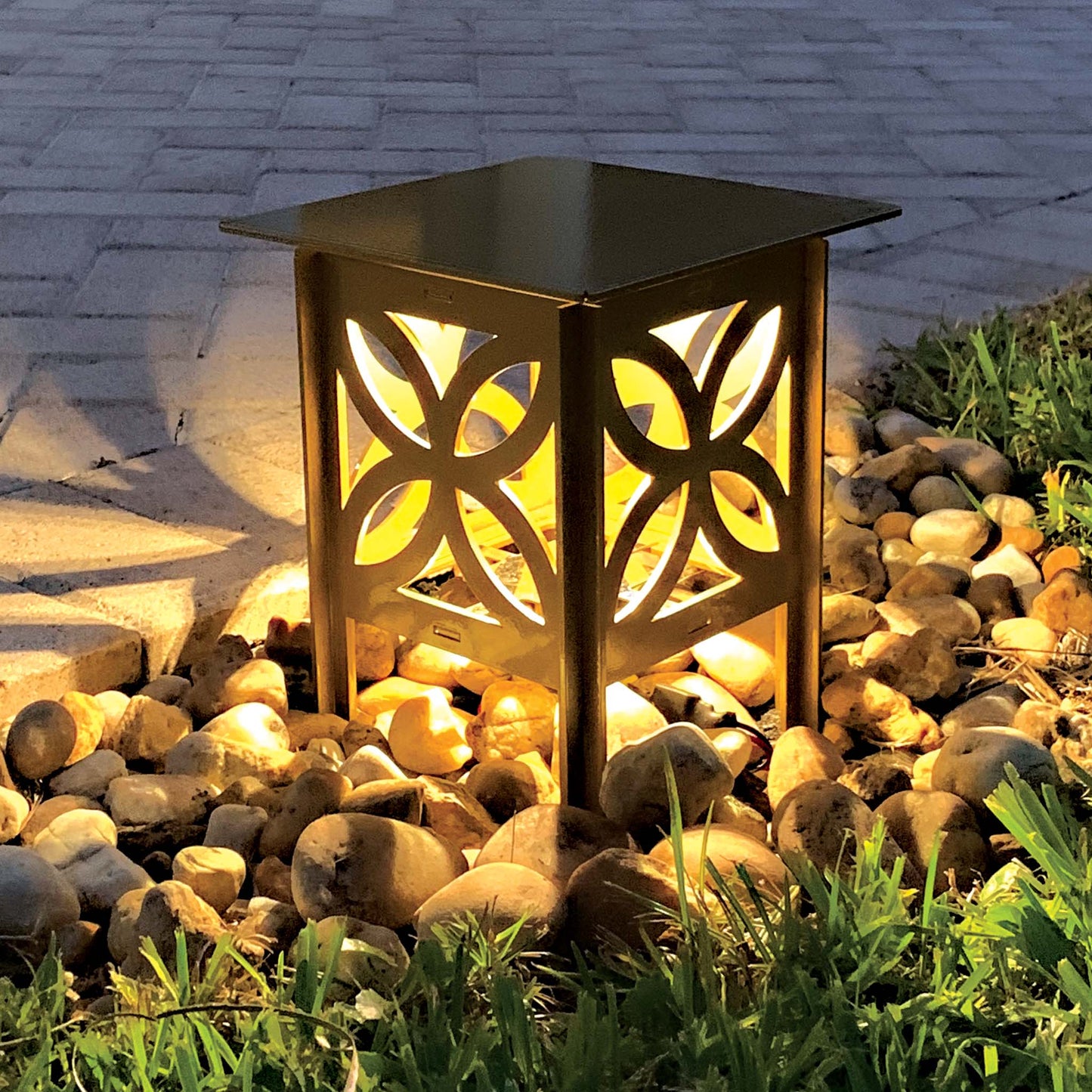 RadiantLight Mid-Century Landscape Light - Garden Light at night